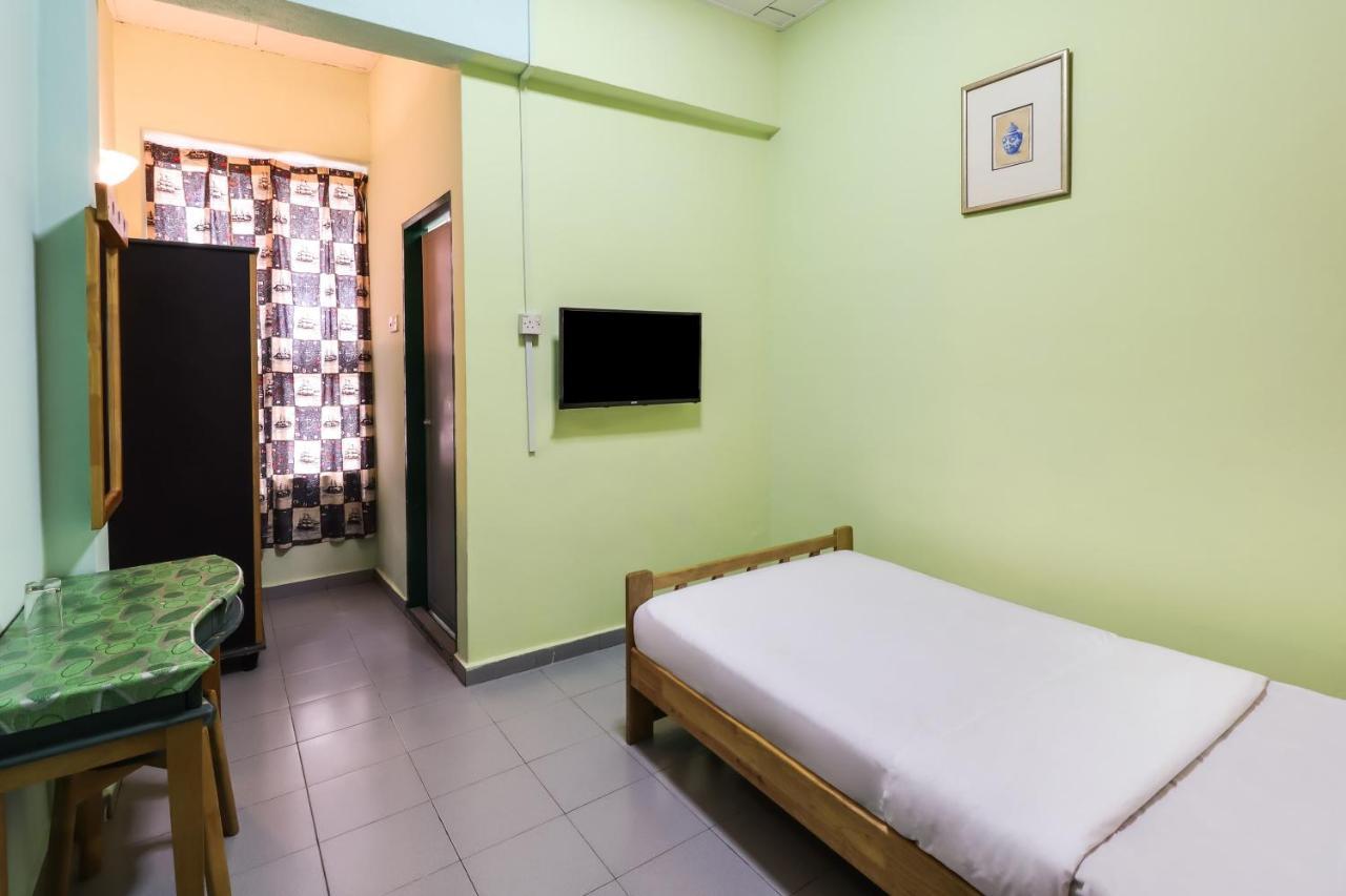 Oyo 89584 Hotel Sahara Kuala Kubu Bharu Ngoại thất bức ảnh